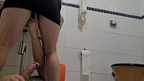 atendi o encanador de vestido s&oacute; para ver se teria o pau dele