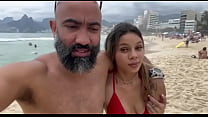 Ela ficou com tes&atilde;o na praia e arrebentei o cuzinho dela