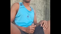 Punhetinha em p&uacute;blico pra voc&ecirc;s