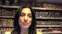 Sabrina, italienne de 30ans, &agrave; la libido explosive Part 1