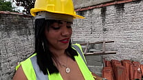 Foi fiscalizar a obra e ficou imaginando os pedreiros fodendo o seu bucet&atilde;o