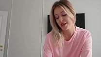 My Stepsister Didn&#039;t Want To Leave My Room, But She Really Wanted To Taste My Cock