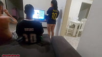 tive que fazer sexo com amigo do meu marido por causa de uma aposta, mas fiquei com tes&atilde;o e acabei fazendo DP com os dois