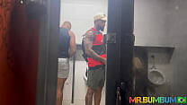 FAZENDO #BANHEIR&Atilde;O NA RODOVI&Aacute;RIA.  TES&Atilde;O E ADRENALINA A MIL.