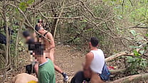 SURUBA NO MATO COM DESCONHECIDOS