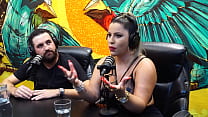 Casal liberal que foi para reality sem vestir nada! Juli Figueir&oacute;, Miss Bumbum Caminhoneira &amp; Felipe