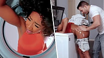 Touching my Girlfriend&#039;s Black sMom Stuck in the Washing Machine - MILFED