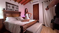 Casting Porno improvisado en plena sesi&oacute;n de Fotos a la Teen Colombiana Danna Vallejo