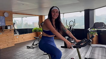 CULEO CON MI VECINA DESPUES DE SALIR DE EL GYM 11 min