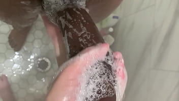 Hot Curios 18 Year Old Teen Enjoys Cleaning Stepbrother Monster Cock ! She Made His Big Dick Cum Twice In 5 Minutes 5 min
