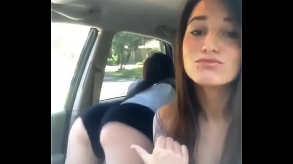 twins twerk 7 sec